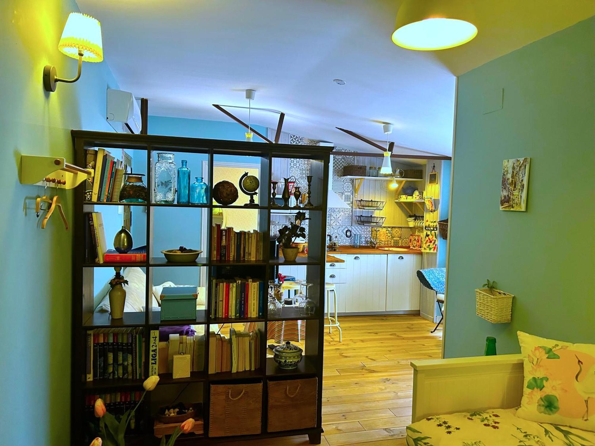 De La Vega Apartment